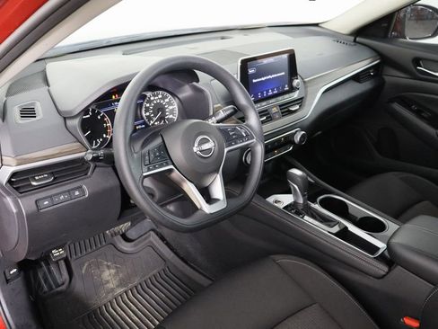 Used 2023 Nissan Altima 2.5 SV image 27