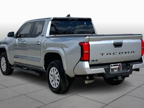 Used 2024 Toyota Tacoma SR5 image 12