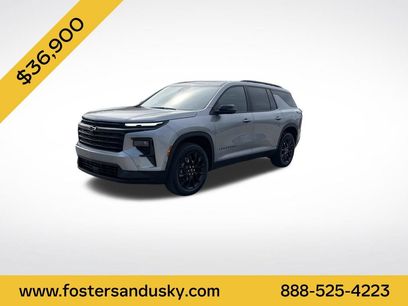 Used 2024 Chevrolet Traverse LT w/ Enhanced Driving Package