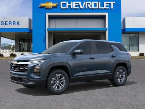 New 2026 Chevrolet Equinox LT w/ Convenience Package II FWD image 2