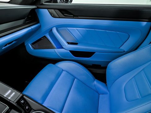 Used 2023 Porsche 911 GT3 RS image 32
