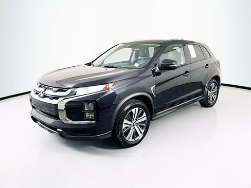 Used 2024 Mitsubishi Outlander Sport SE image 3