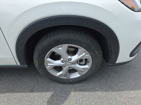 Used 2025 Honda HR-V LX image 9