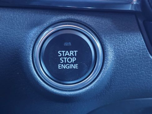 Used 2025 MAZDA MAZDA3 Hatchback w/Premium Plus Pkg image 22