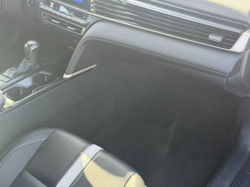 Used 2025 Toyota Camry SE FWD image 20