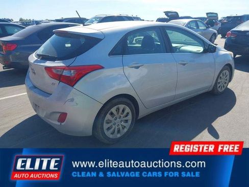 Used 2017 Hyundai Elantra GT image 8