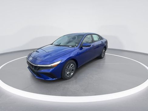 New 2026 Hyundai Elantra Blue image 4