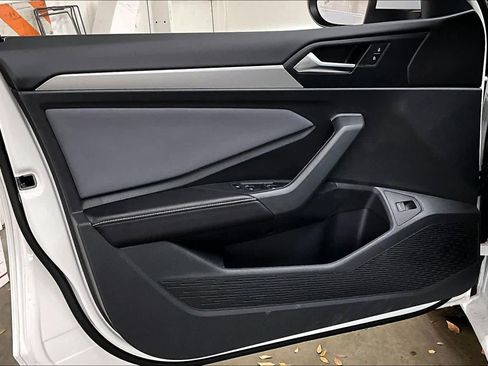 New 2026 Volkswagen Jetta SE image 22