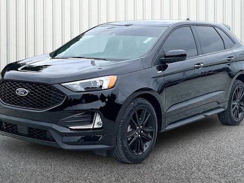 Used 2024 Ford Edge ST-Line w/ Class II Trailer Tow Package AWD/4WD image 2