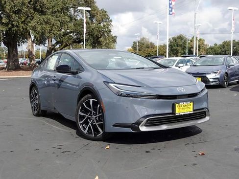 New 2026 Toyota Prius Plug-In Hybrid image 2
