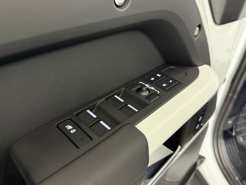 Used 2024 Land Rover Defender 110 S AWD/4WD image 14