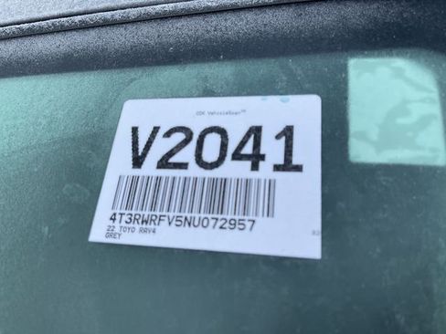 Certified 2022 Toyota RAV4 XLE w/ Convenience Package image 3