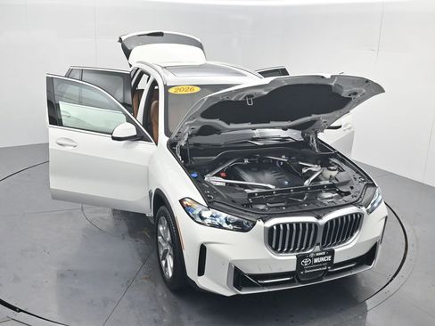 Used 2026 BMW X5 xDrive40i image 69