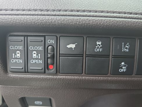 Used 2019 Honda Odyssey EX-L image 23