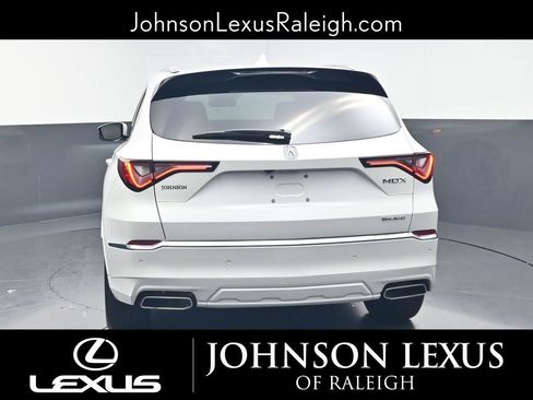 Used 2026 Acura MDX SH-AWD w/ Advance Package image 8