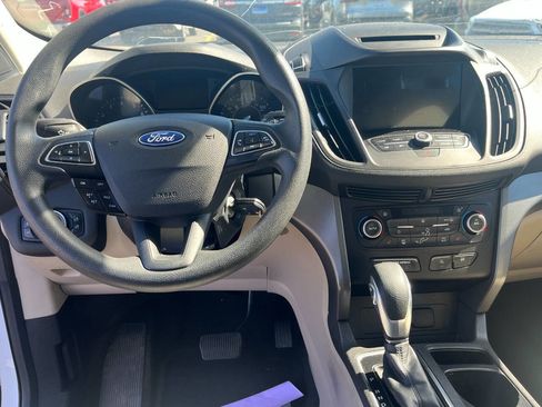 Used 2018 Ford Escape SE w/ SE Sync 3 Package image 6