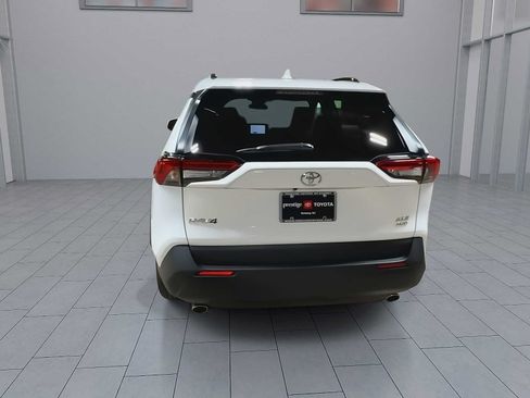 Certified 2025 Toyota RAV4 XLE AWD/4WD image 7