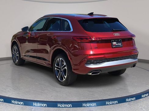 Certified 2025 Audi Q5 Premium w/ Convenience Package AWD/4WD image 6
