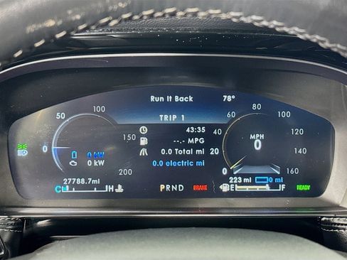 Used 2022 Lincoln Corsair Grand Touring w/ Towing Package image 43