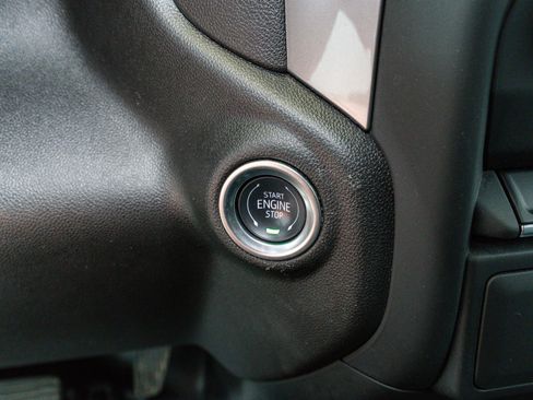 Used 2024 Chevrolet Silverado 1500 W/T image 23