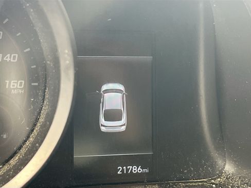 Used 2023 Hyundai Elantra SEL w/ Cargo Package FWD image 12
