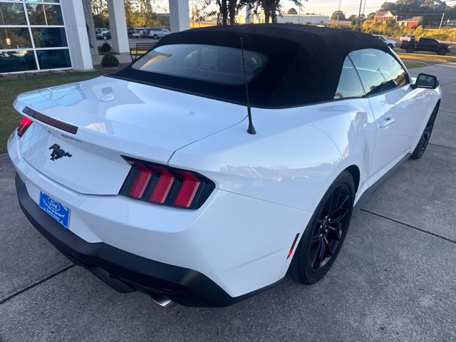 Used 2026 Ford Mustang Premium RWD image 7