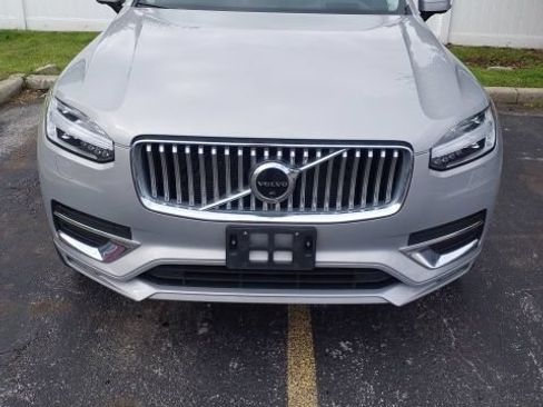 Used 2023 Volvo XC90 B5 Plus w/ Protection Package Premier AWD/4WD image 2