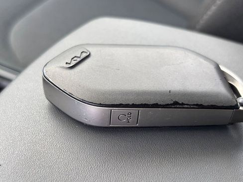 Used 2025 Kia K4 FWD image 23