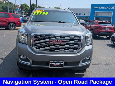 Used 2019 GMC Yukon Denali w/ Denali Ultimate Package AWD/4WD image 2