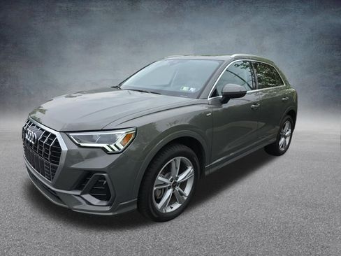 Used 2023 Audi Q3 2.0T Premium Plus w/ Premium Plus Package AWD/4WD image 1