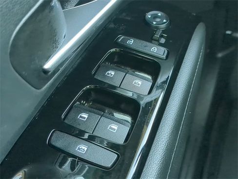 Used 2023 Hyundai Tucson Limited image 24