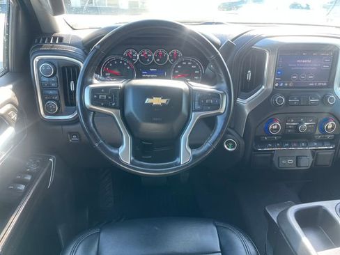 Used 2021 Chevrolet Silverado 1500 LT w/ Safety Package AWD/4WD image 17