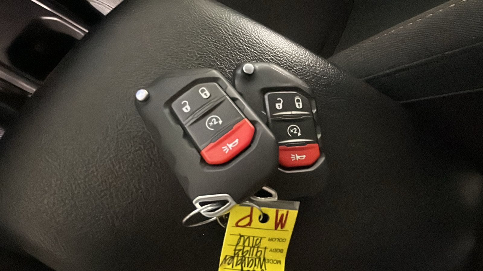 Used 2024 Jeep Wrangler Unlimited w/ Convenience Group AWD/4WD image 25