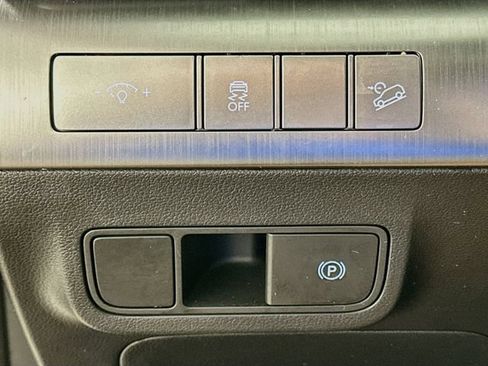 Used 2026 Hyundai Kona SEL Sport FWD image 20