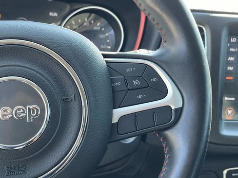 Used 2019 Jeep Compass Trailhawk image 29