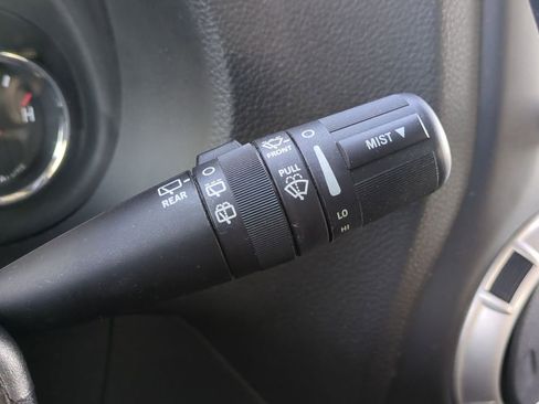 Used 2016 Jeep Wrangler Unlimited Rubicon image 30