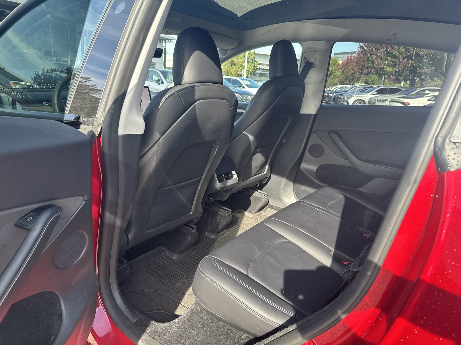 Used 2023 Tesla Model Y Long Range AWD/4WD image 15