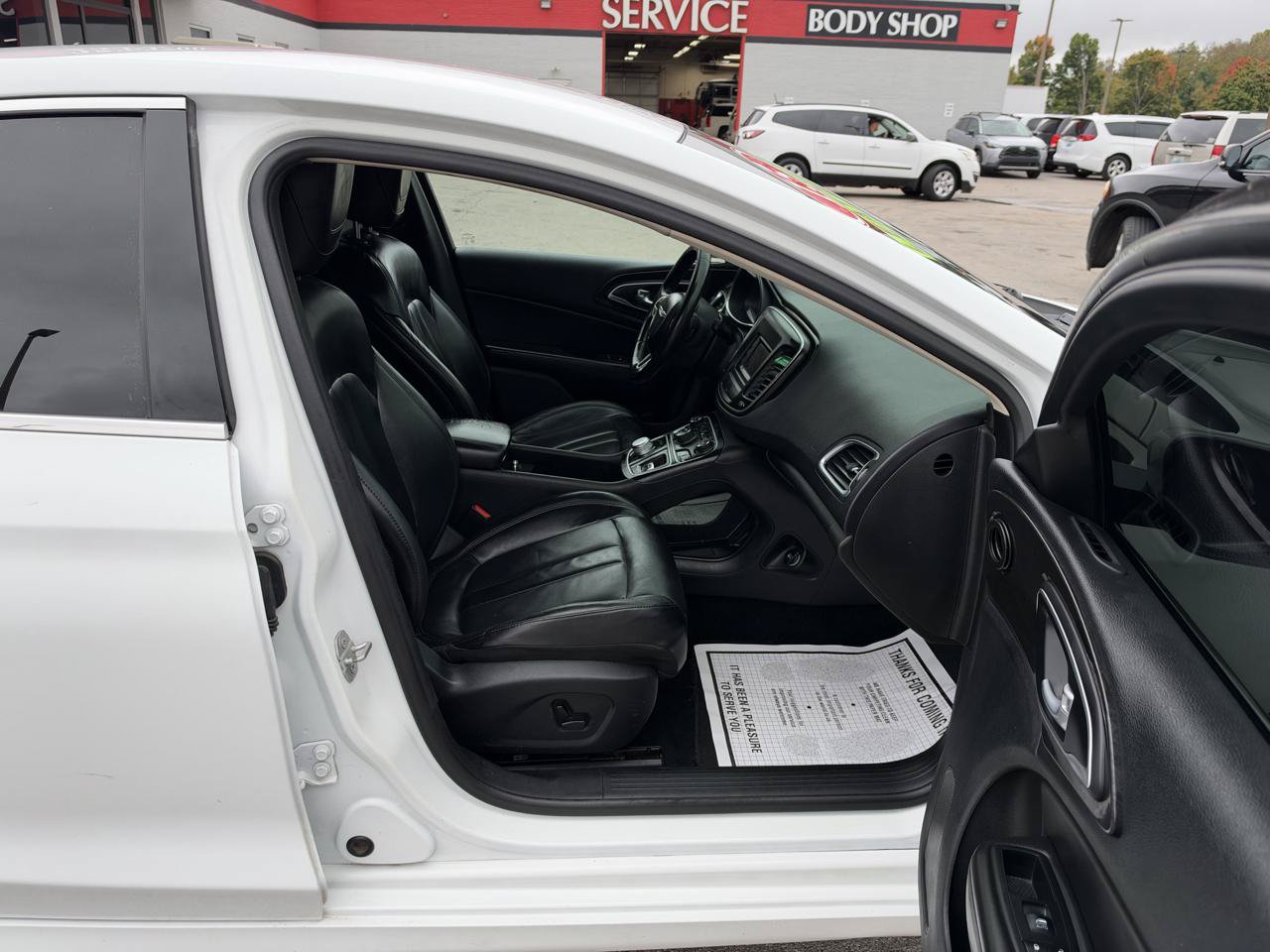 Used 2015 Chrysler 200 C FWD image 9