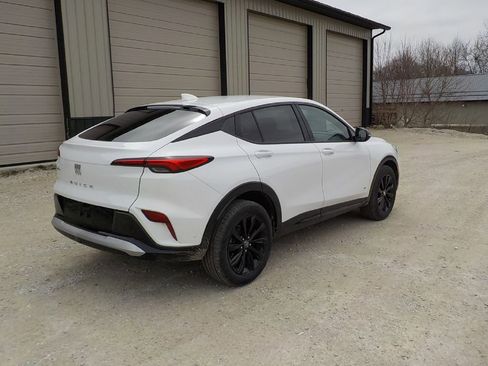 Used 2025 Buick Envista Sport Touring w/ Convenience II Package image 5