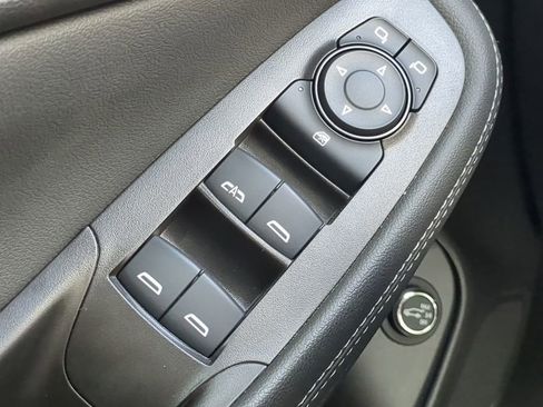 Used 2023 Buick Encore GX Essence w/ Experience Buick Package image 23