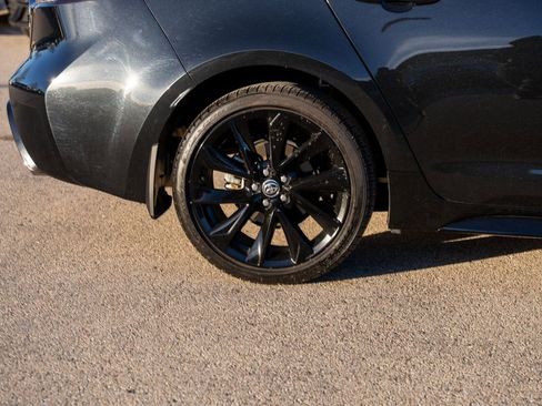Used 2022 Toyota Corolla SE image 9
