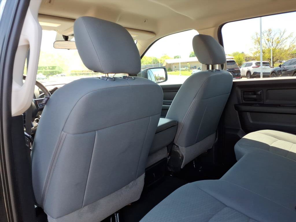 Used 2018 RAM 1500 Express w/ Wheel & Sound Group AWD/4WD image 27