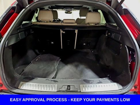 Used 2018 Land Rover Range Rover Velar R-Dynamic SE image 19
