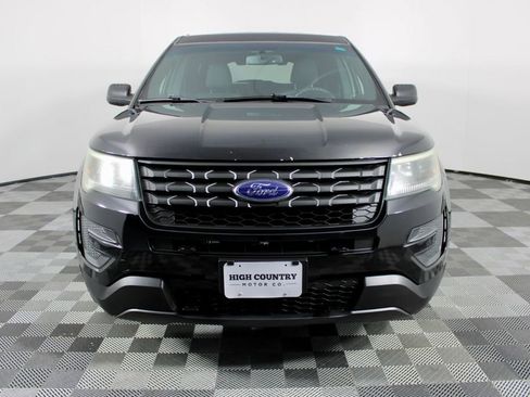 Used 2016 Ford Explorer Base image 2