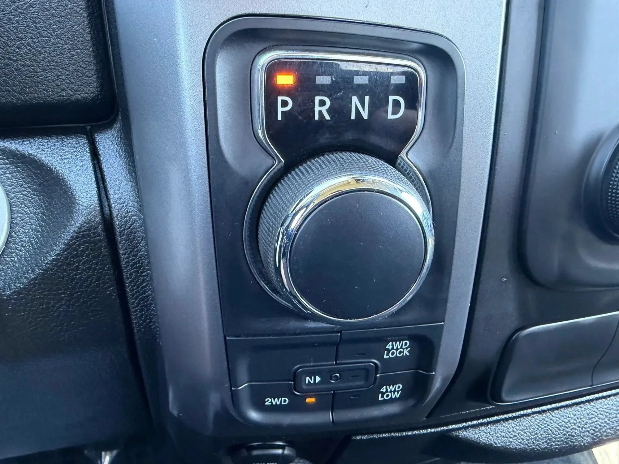 Used 2022 RAM 1500 Classic SLT AWD/4WD image 26