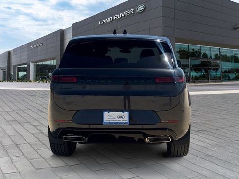 New 2026 Land Rover Range Rover Sport Dynamic SE image 4