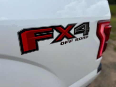 Used 2016 Ford F150 Platinum w/ Equipment Group 701A Luxury AWD/4WD image 10