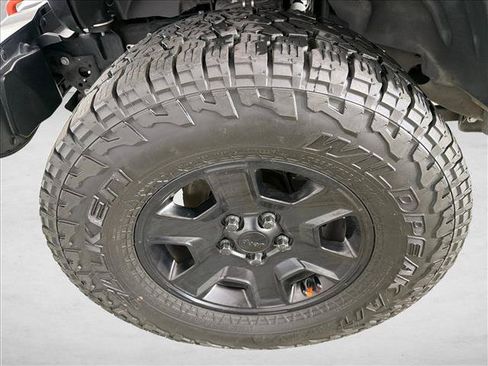 Used 2023 Jeep Gladiator Mojave w/ Trailer Tow Package AWD/4WD image 12
