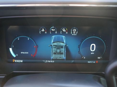 Certified 2023 Ford F350 Lariat w/ Chrome Package image 36