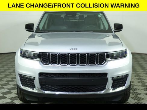 Used 2023 Jeep Grand Cherokee L Limited image 11